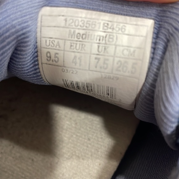 Brooks Ghost - Picture 7 of 8